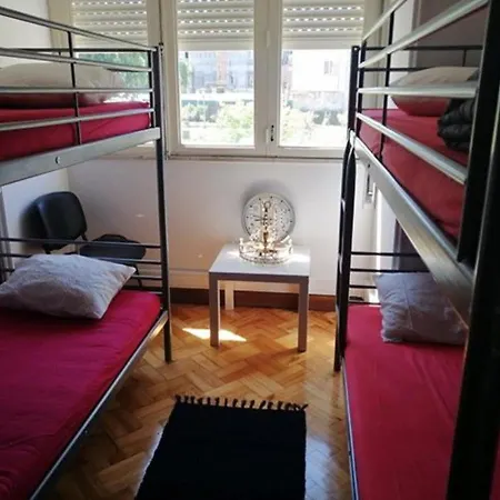 Hostel Sasimi Braga